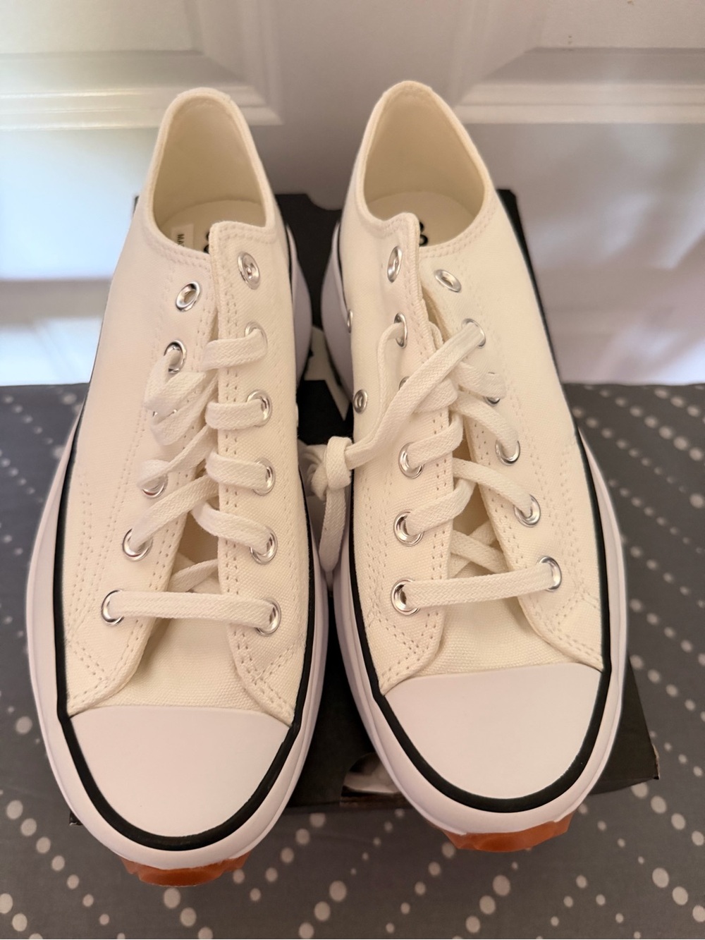 Converse Women's Cream Platform Lace-Up Sneakers with Gum Outsole - Picture 4 of 4